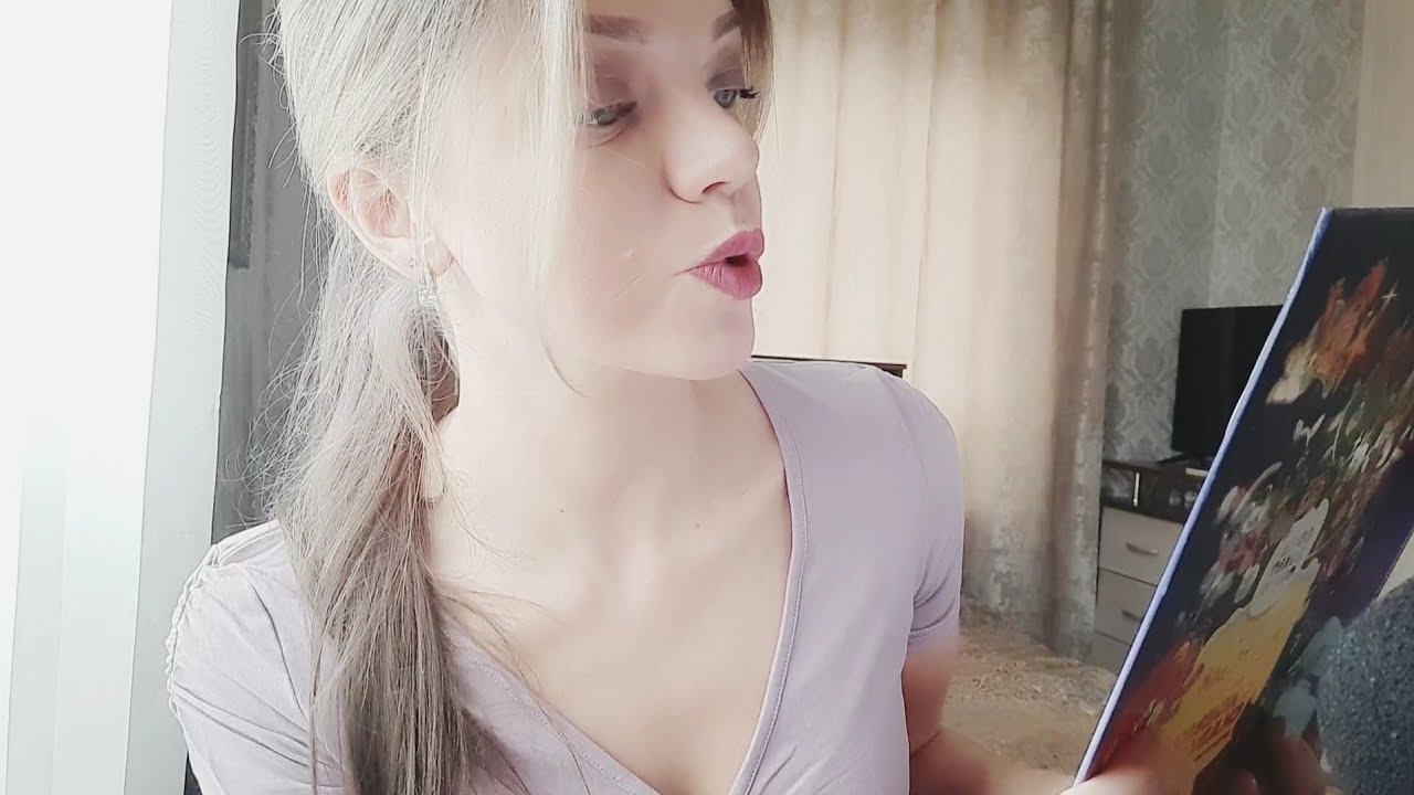 ASMR CHEWING GUM AND WHISPER, BOOK