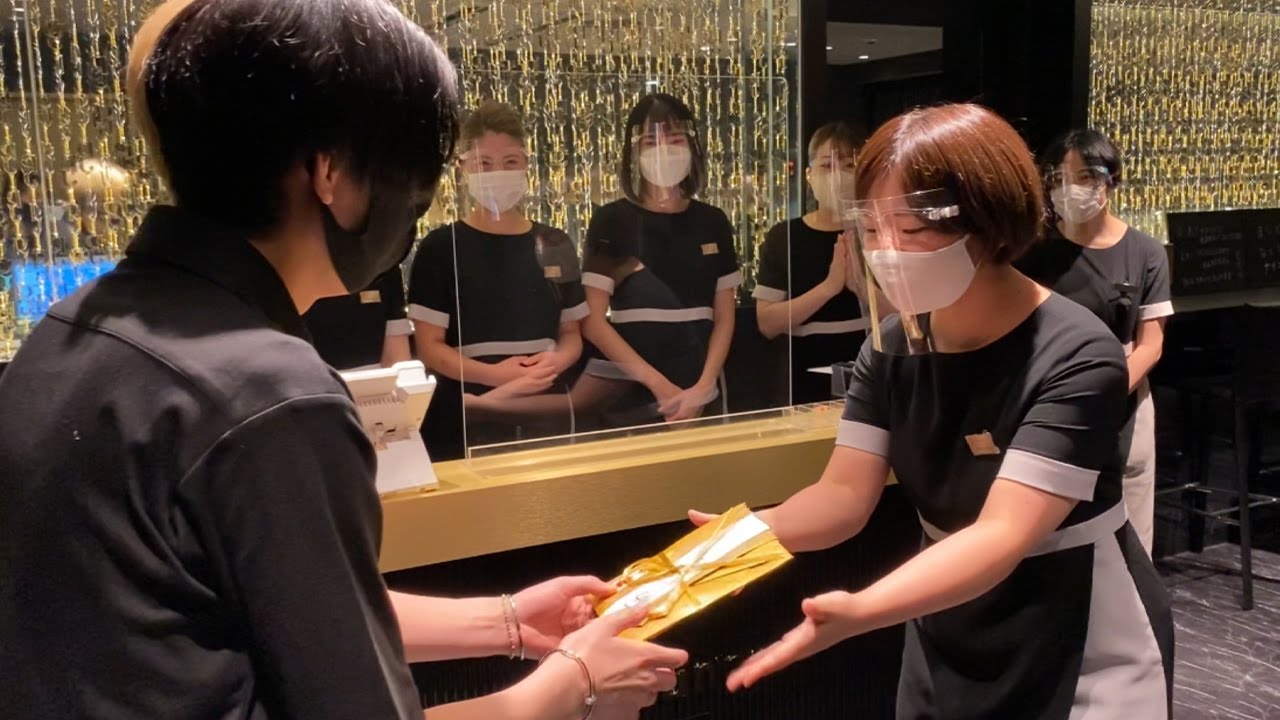 【6店舗総勢100人】経営する脱毛サロンの女性スタッフ全員にディズニーチケットを直接プレゼントしてみた