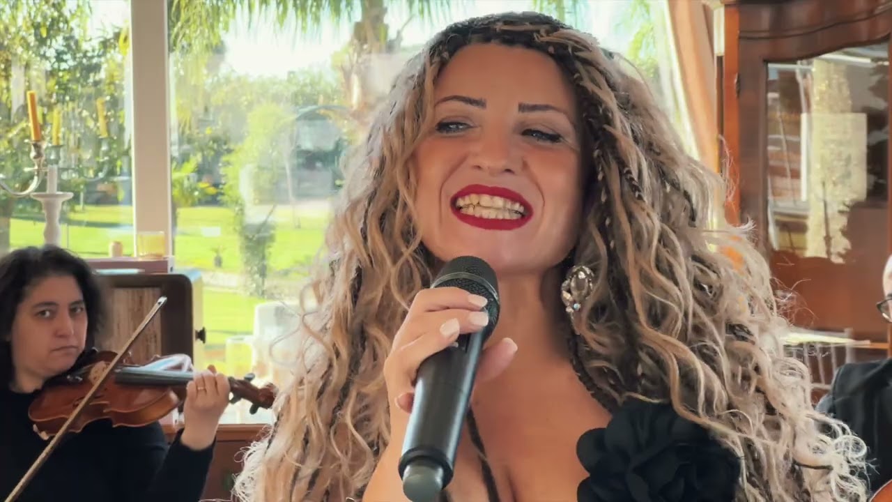 CARMEN BEVILACQUA & SWEET DREAM BAND - SHOWREEL