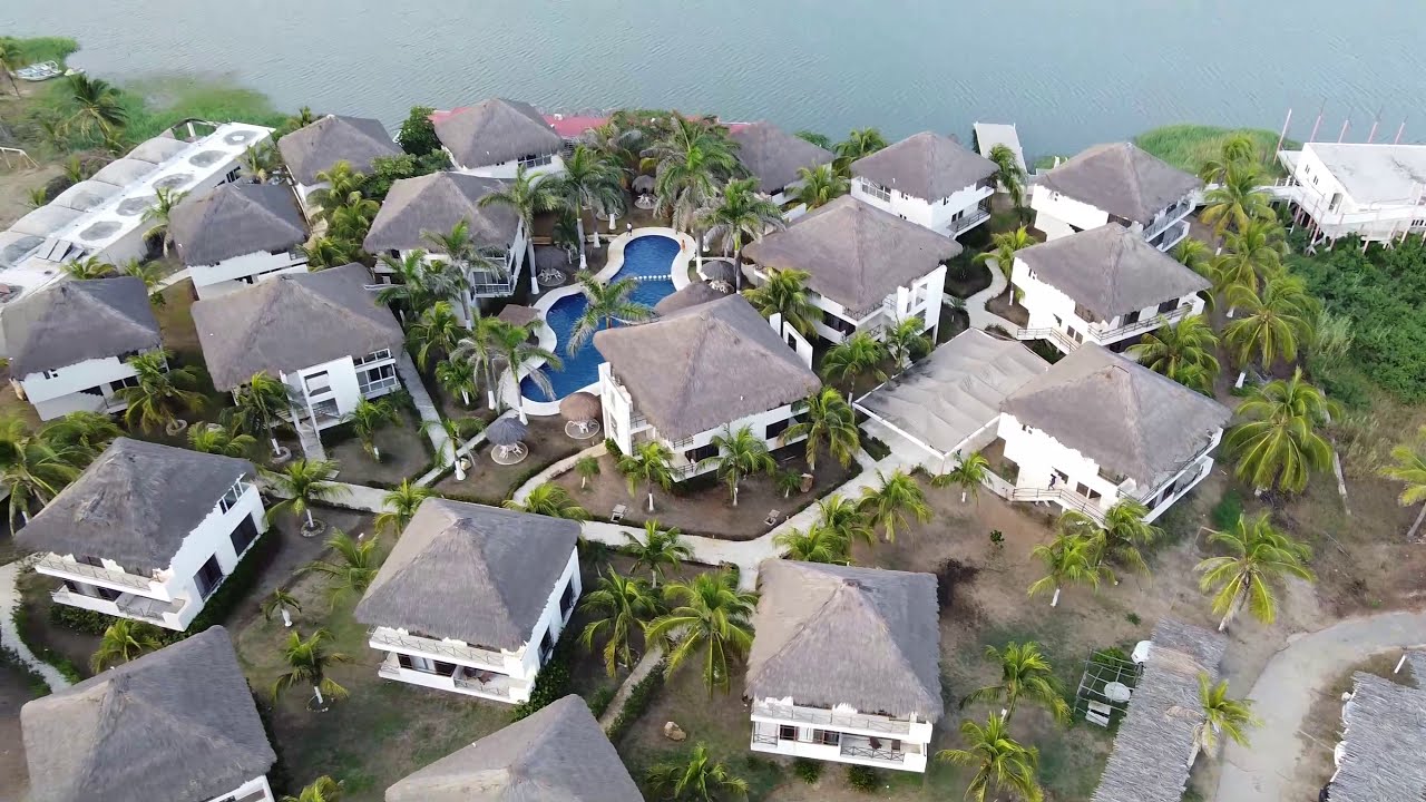 Playa Azul Coyuca de Ben&iacute;tez (Villas Para&iacute;so)