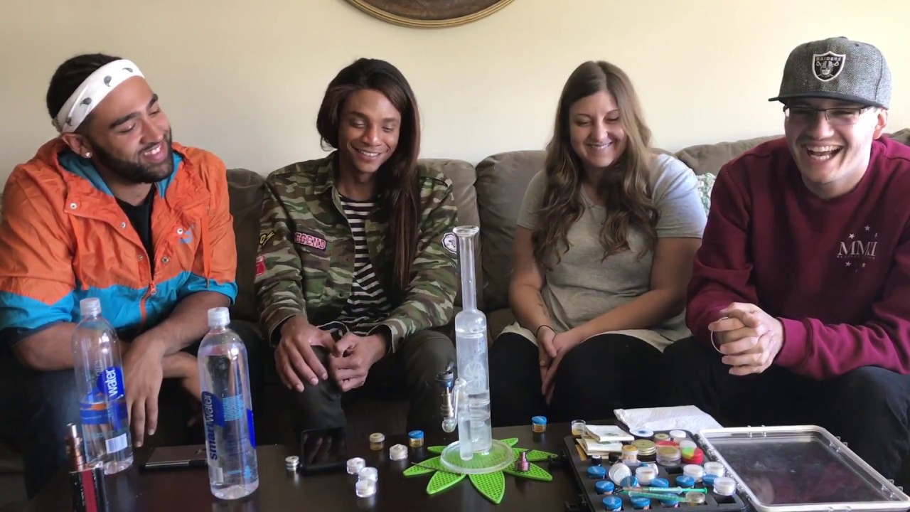 Smoking Dabs With Seattle Weed Experts (Behind The Scenes)