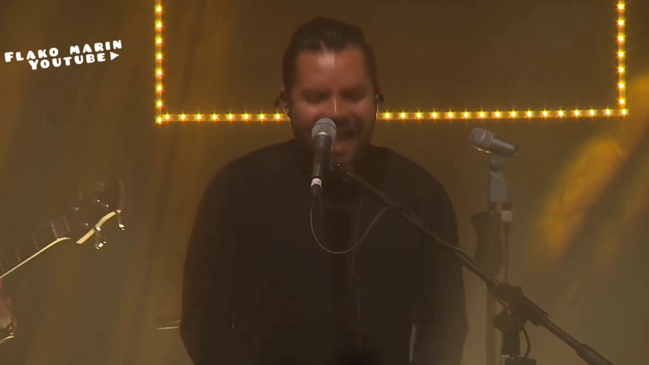 CONQUISTANDO FRONTERAS  ( MI SER ARDE POR TI ) en vivo