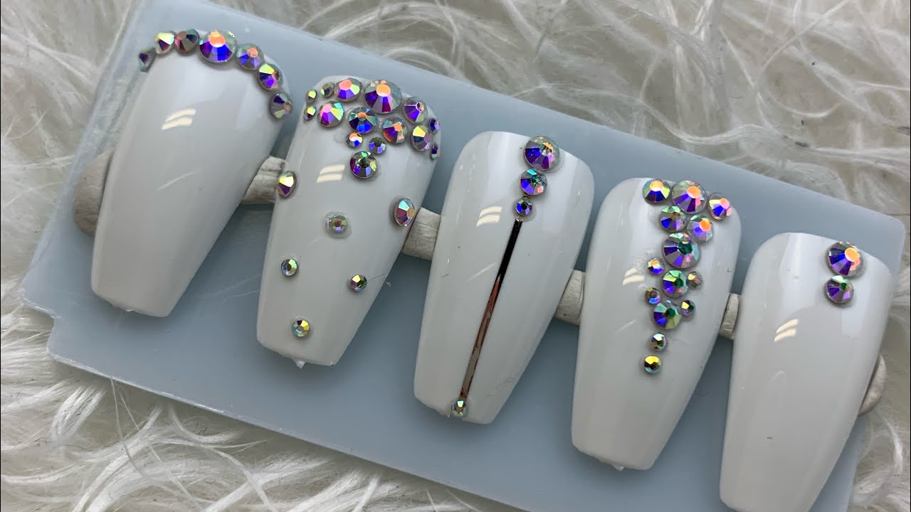 Rhinestone Nail Art Ideas