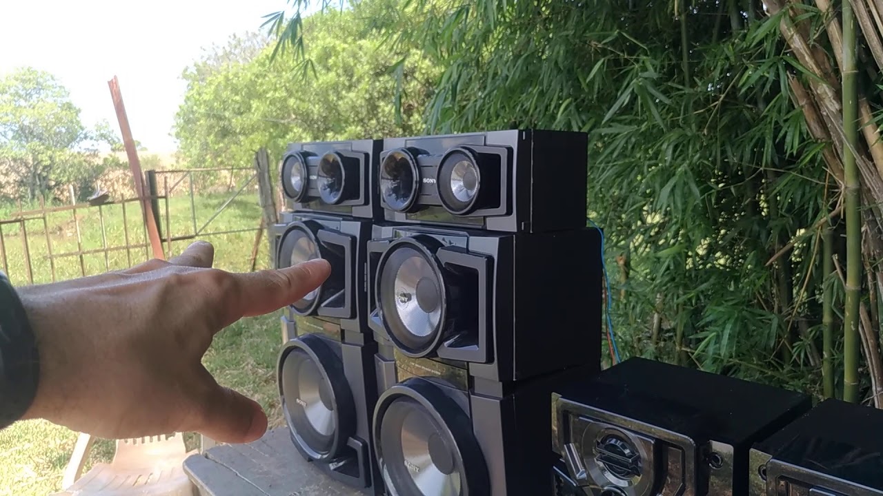 AKX710 Panasonic x GTR88 Sony, só as frontais. Dois de 8