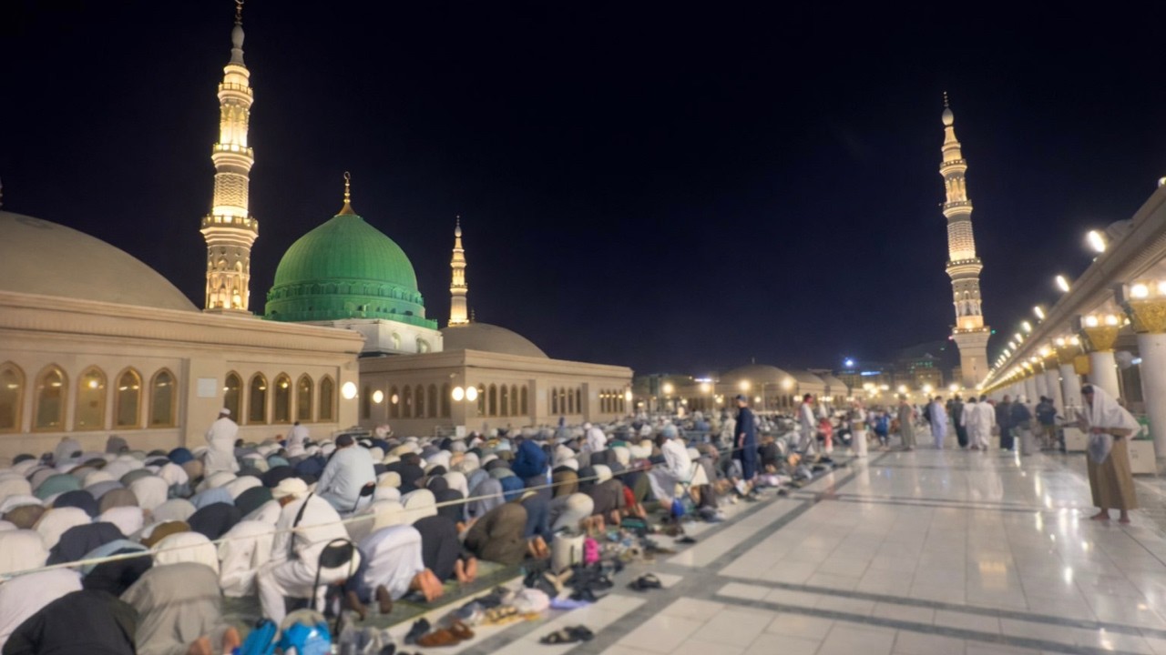 Taraweeh Prayer at Al Masjid an Nabawi – The Second Largest Taraweeh Gathering in the World 🌙✨