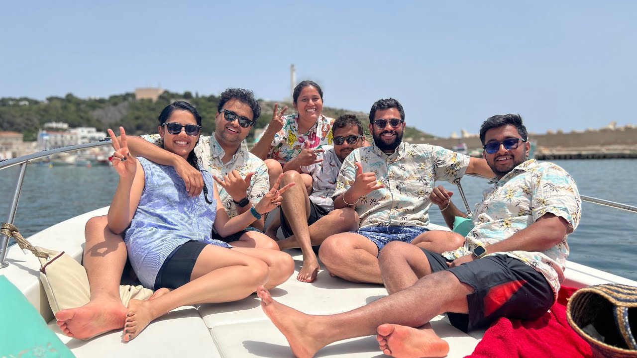 Exploring the coast of Italy Boat trip Santa cesera Terme in Puglia