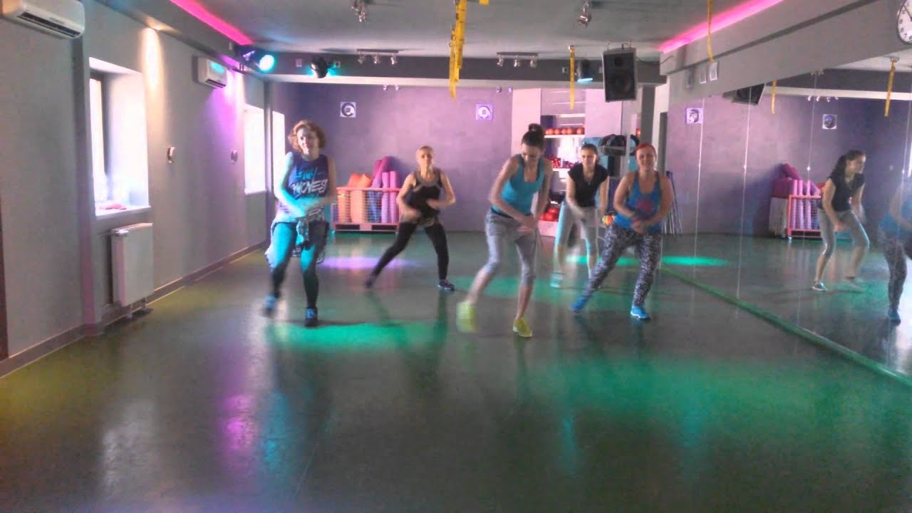 Zumba® Fitness - El Perdón - (Choreo by Ula)
