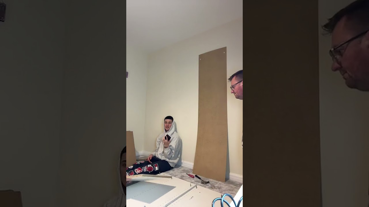 Max and Harvey live 23/10/25