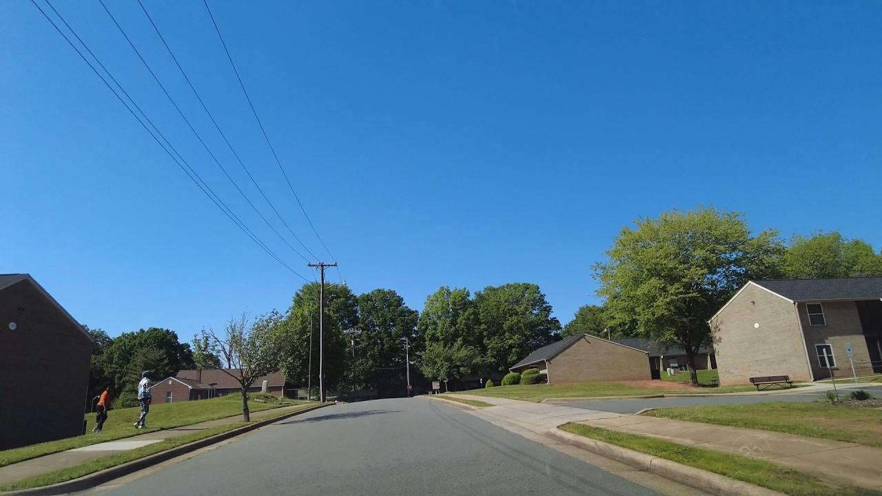 Winston-Salem, North Carolina - [4K] Hood Tour