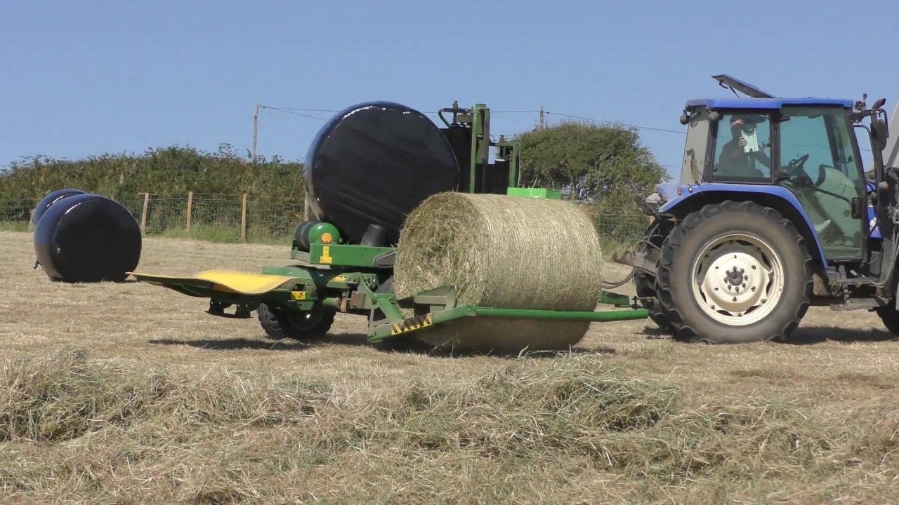 McHale 991 High Speed Round Bale Wrapper