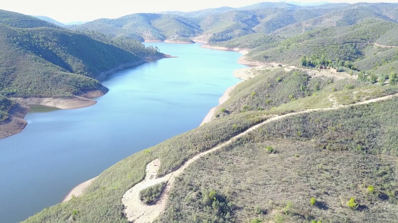Barragem da Bravura, Odiaxere, Portugal. Drone