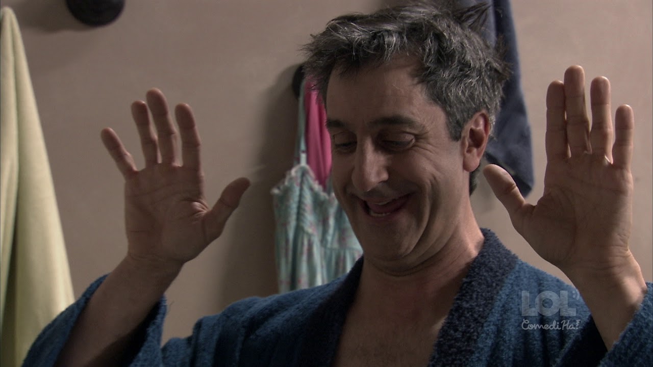 Morning pee // Petit pipi du matin // LOL ComediHa!