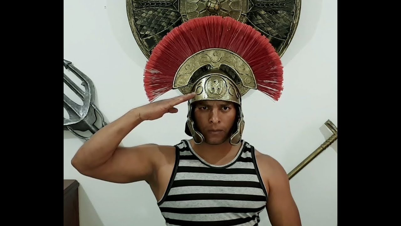 COMO HACER UN CASCO DE CENTURION ROMANO (ROMAN HELMET)