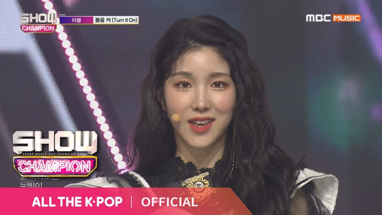 Show Champion EP.299 LABOUM - Turn It On