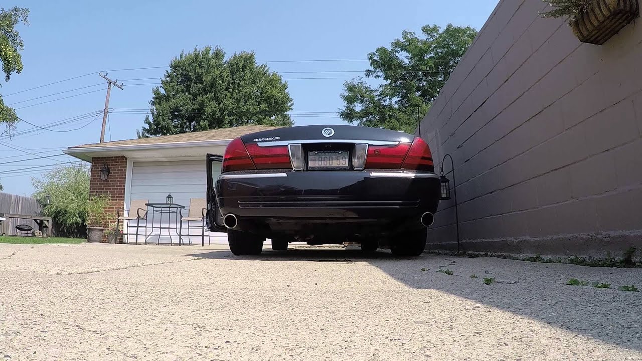 2005 Mercury S55 Black Widow Exhaust cold start & revs
