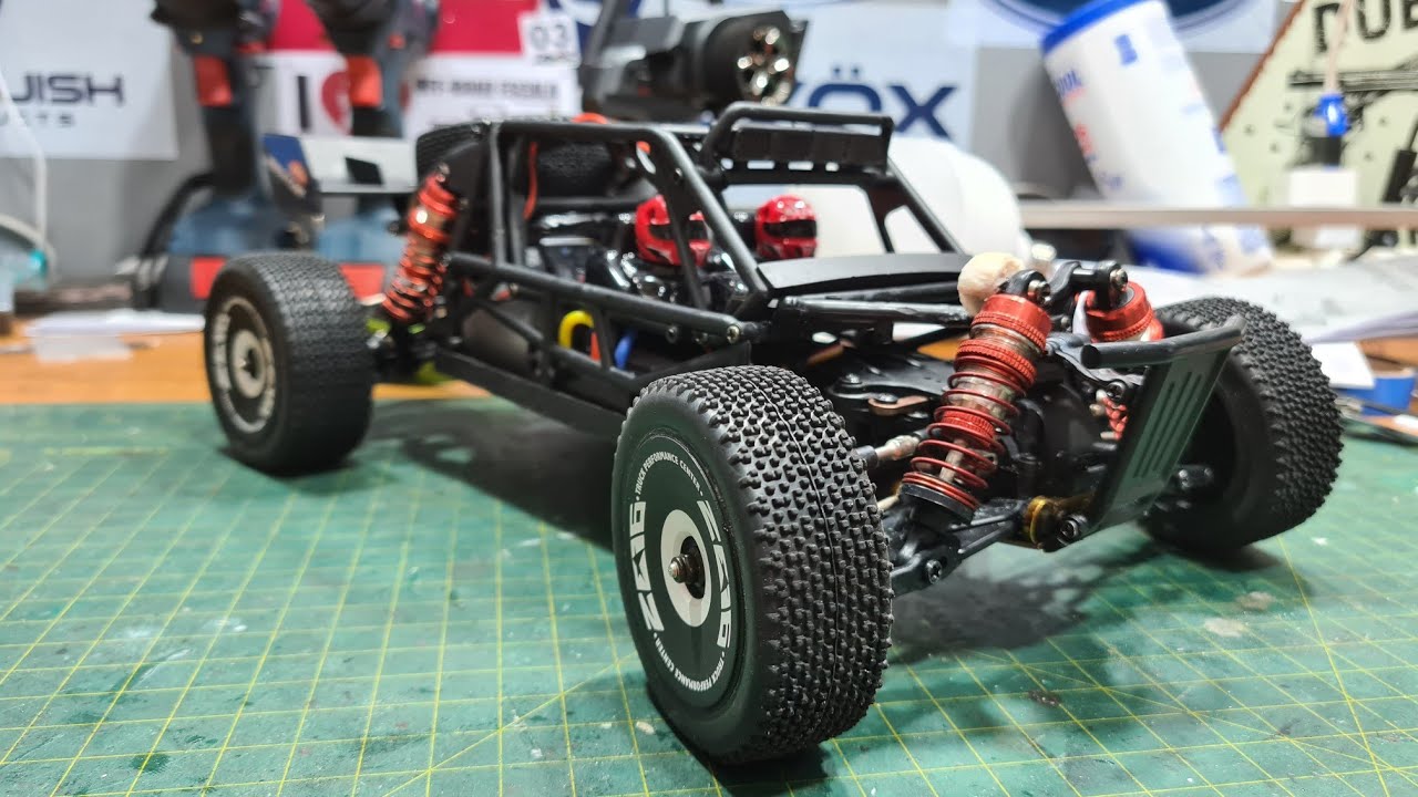 WlToys 1/12 124018 - Reparo e detalhes do carro.