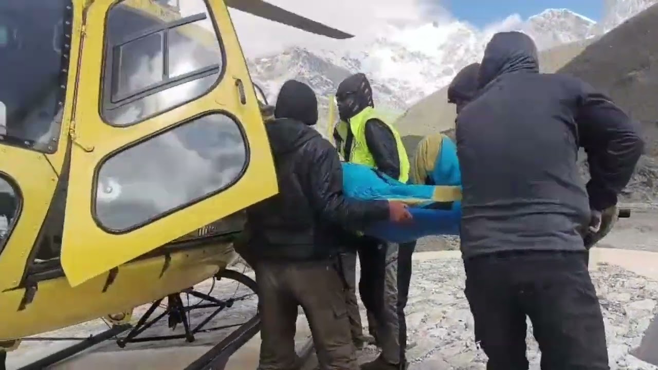 Sherpa Found Alive on Everest After Going Missing for Six Days