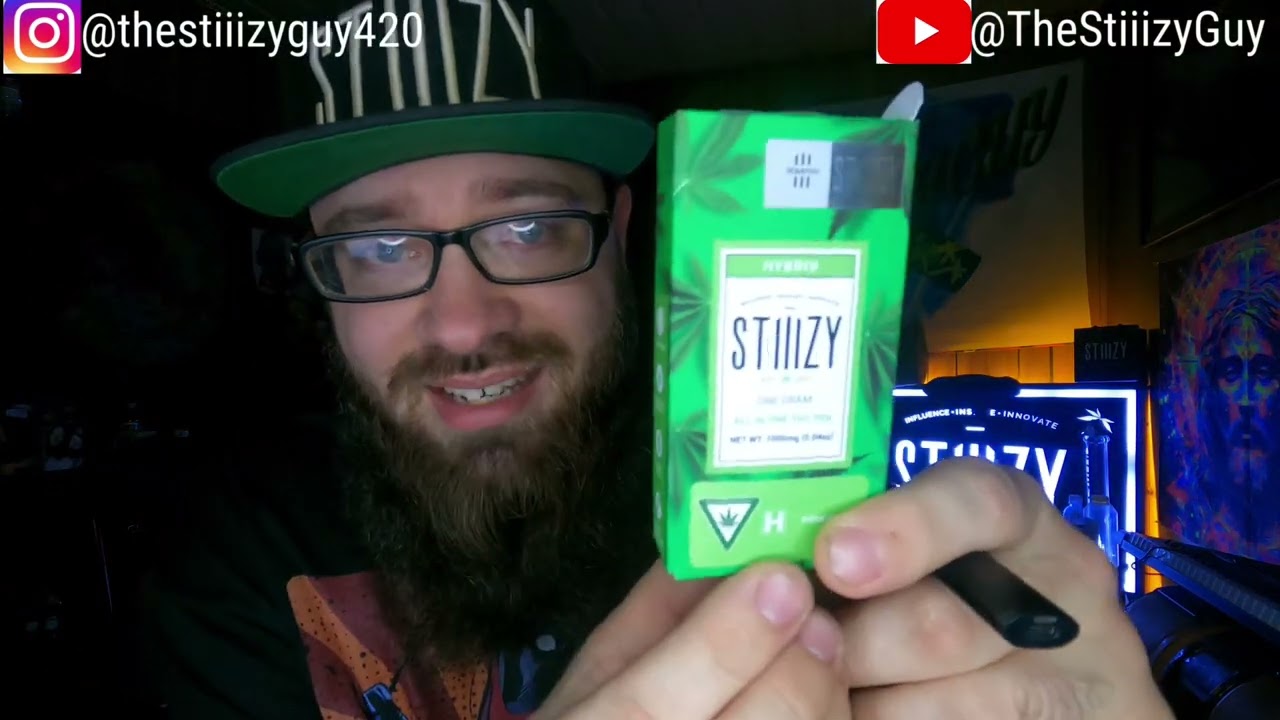 Stiiizy Pink A&ccedil;a&iacute; Pod Review! 🔥🔥(1 year later! ) (WATCH TIL THE END!)