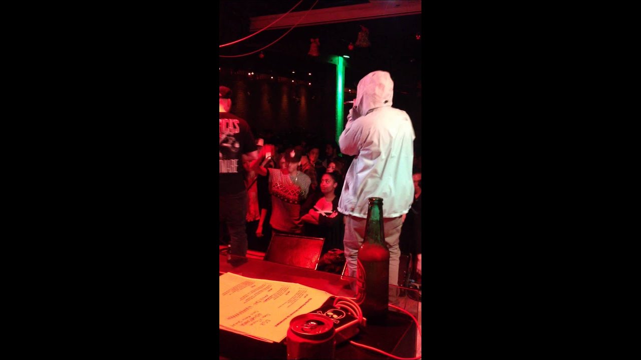 Def3 x Dj Flipout x Andy Milonakis rapping How High by Redman & Methodman at HHK Vancouver Dec 2