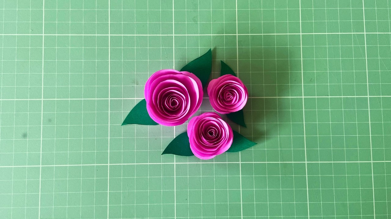 COMO FAZER FLOR DE PAPEL FÁCIL E RÁPIDO | DIY PASSO A PASSO + MOLDE GRATUITO #flordepapel