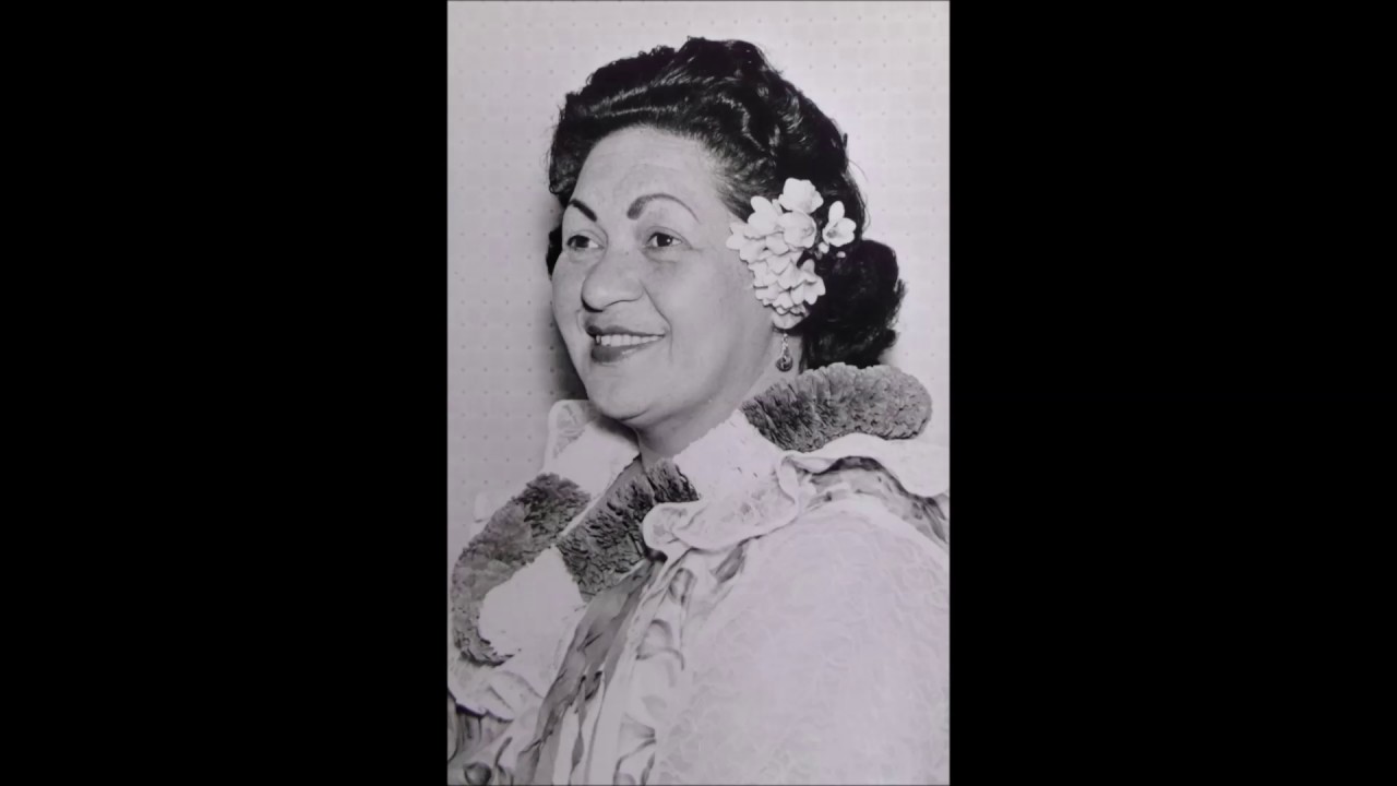 Daphne Walker & George Tumahai sing Tahi Nei Taru Kino