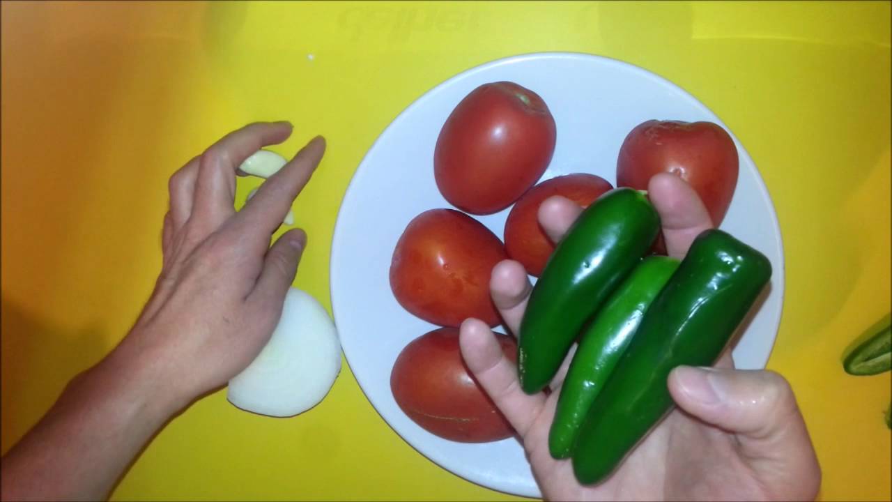 como hacer SALSA VERDE Y SALSA ROJA?