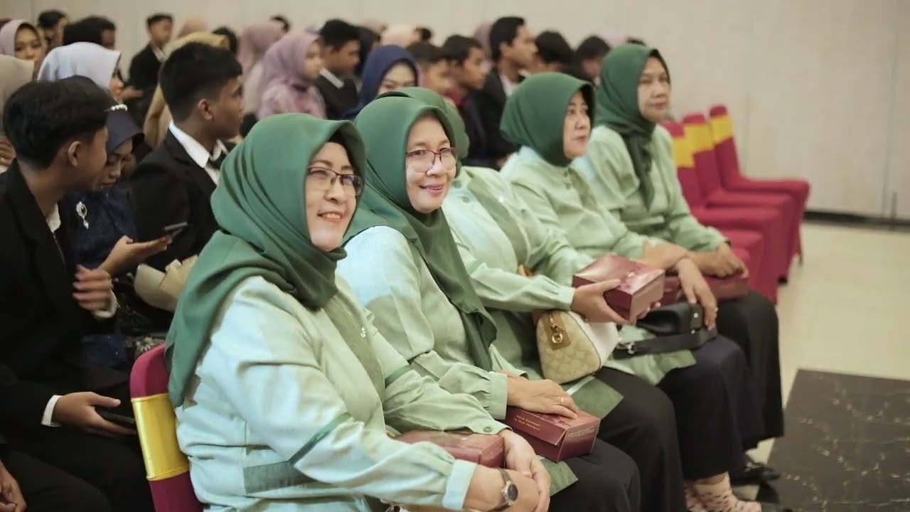 WISUDA SMPN 1 GEGER TAPEL 2022/2023 PART 1/3