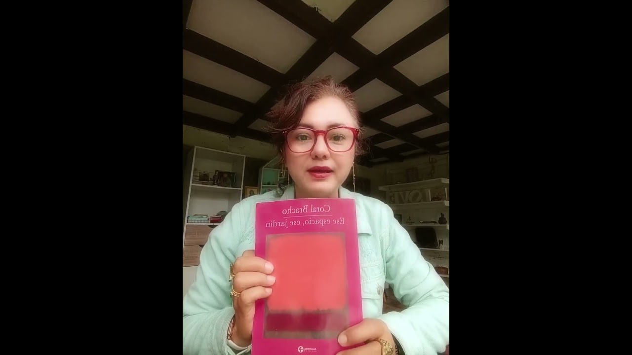 Lectura del poema "Agua de bordes lúbricos", Coral Bracho.