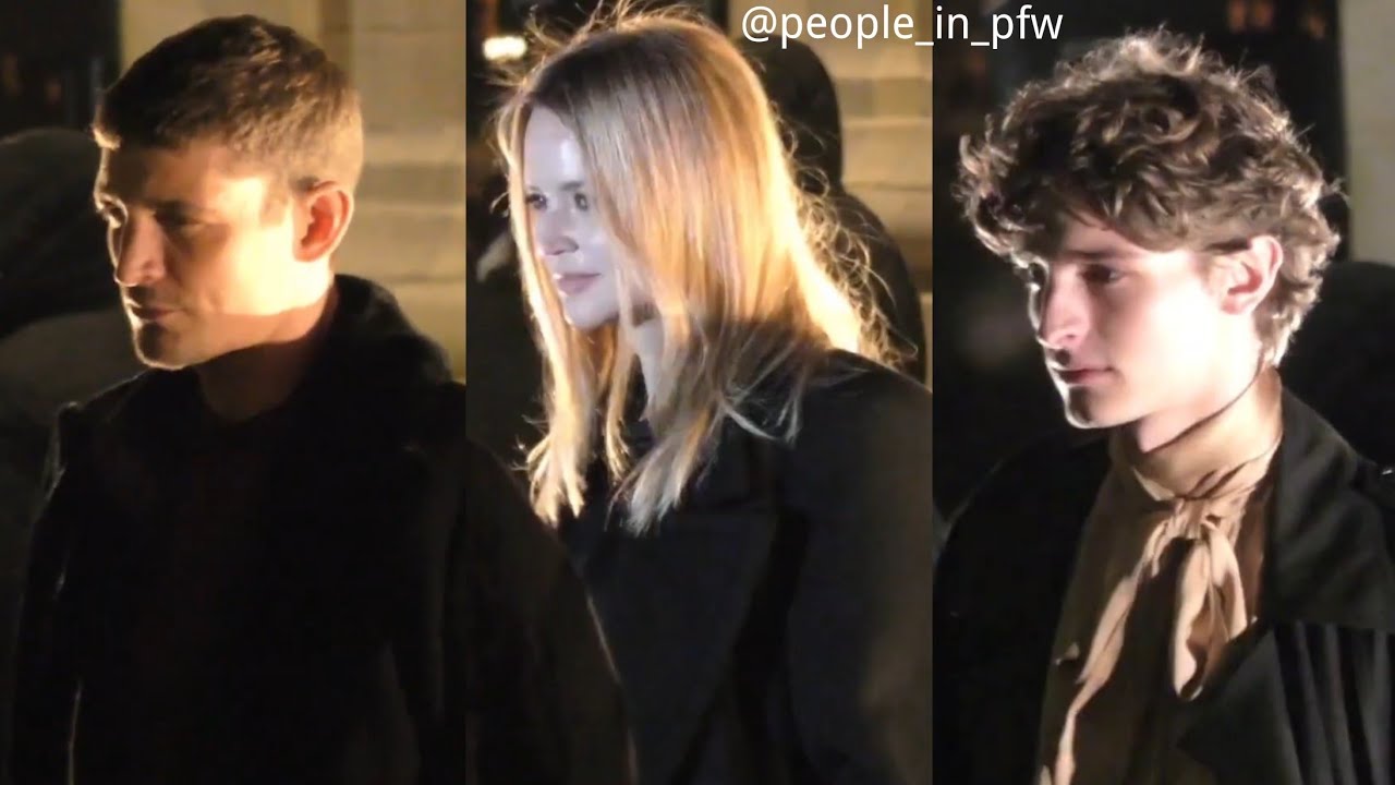 Niels Schneider, Virginie Efira & Vassili Schneider - Défilé Saint Laurent Hommes à Paris - 17.01.23
