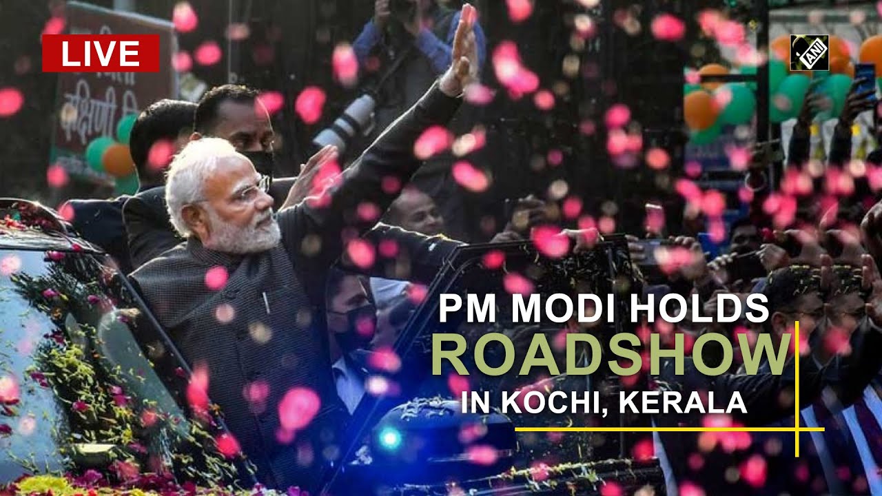 PM Modi holds roadshow in Kochi, Kerala (Source: DD)