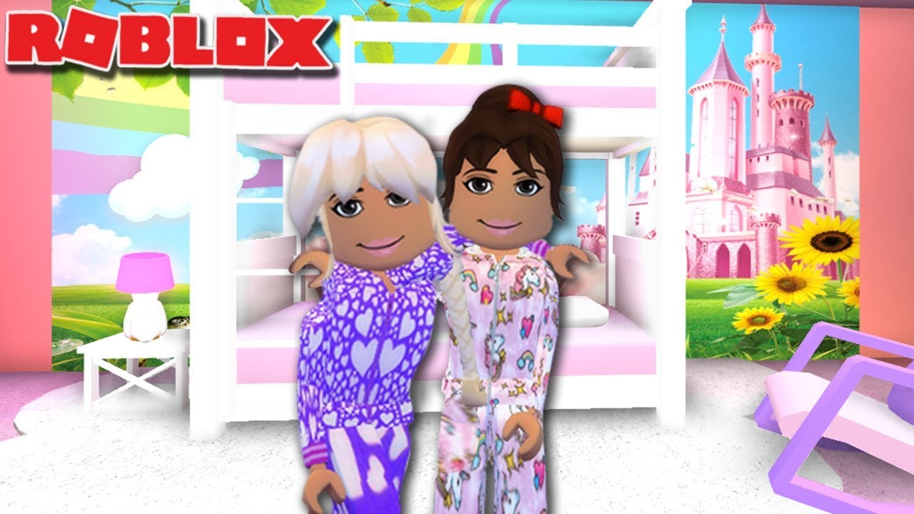 Первая ночёвка Олив с её кузиной Поппи | Bloxburg Family | Ролевая игра Roblox