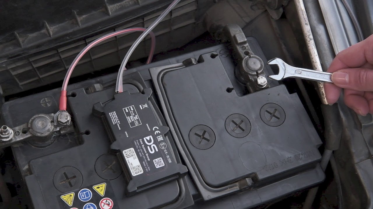 Lokalizator GPS DS / AKU (e-TOLL) pod klemy akumulatora