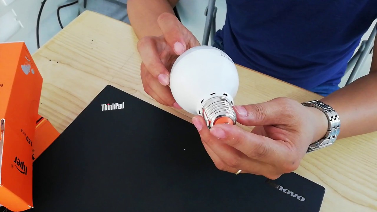 [Review] B&oacute;ng đ&egrave;n LED b&uacute;p 12W h&atilde;ng Liper Germany nhập khẩu