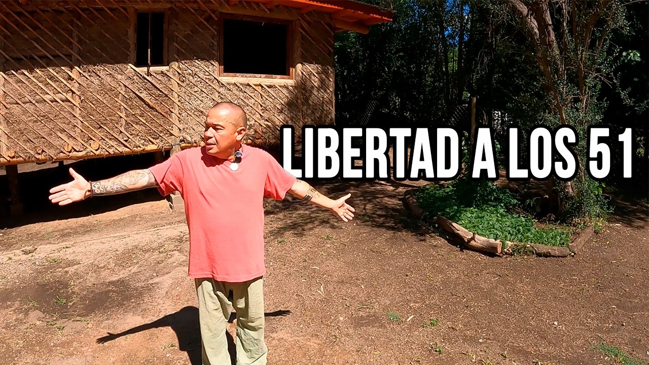 ¿Esperar la JUBILACIÓN para Vivir? CONSTRUYÓ un Hogar con LO QUE OTROS TIRAN