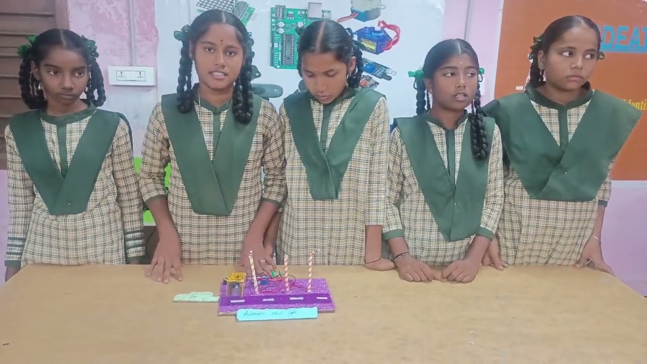 Students made by a automatic street lights project by using ir sensor 