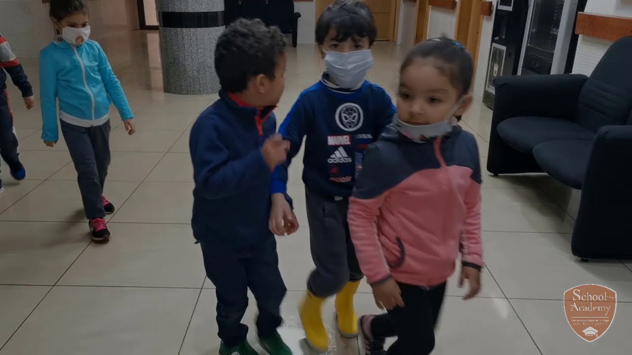 School Academy VLOG - Une journ&eacute;e &agrave; la Moyenne Section