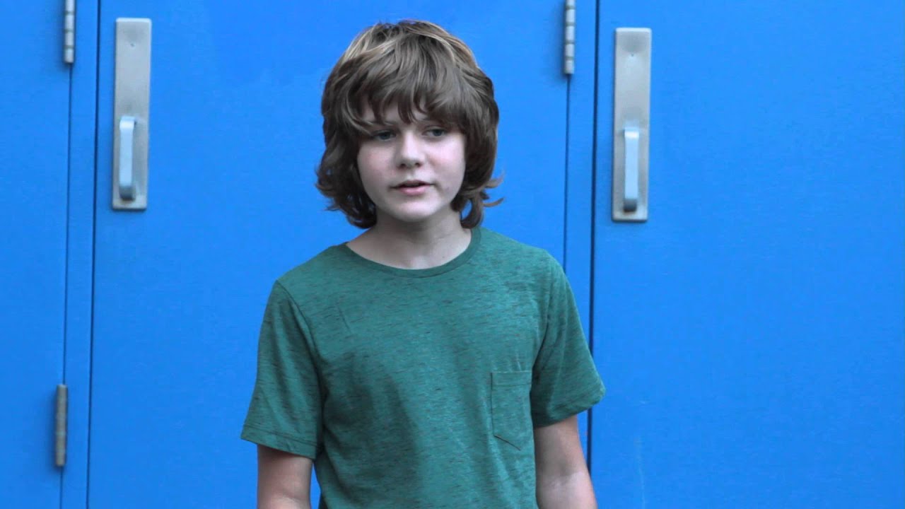 Ty Simpkins takes the Ice Bucket Challenge