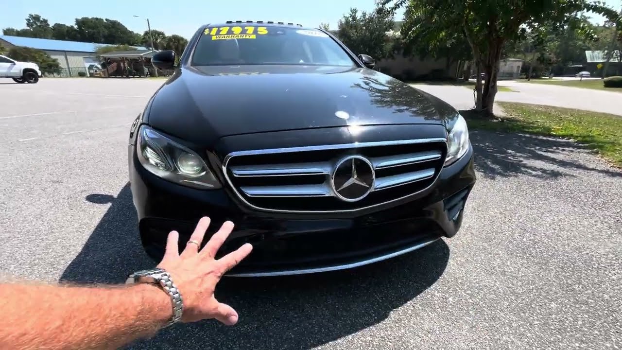 Tour of the 2017 Mercedes Benz E-300 | This E-Class has S-Class Luxury Options for a Lower Price!