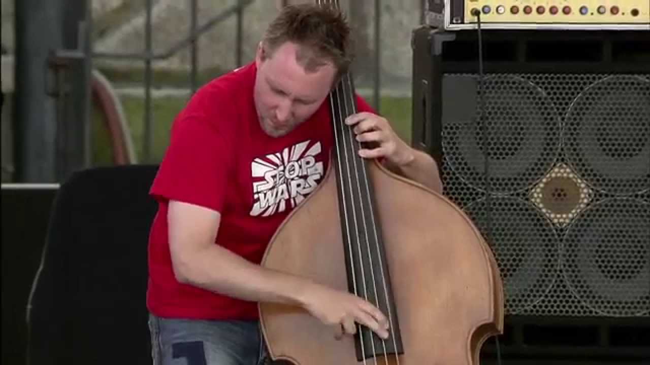The Bad Plus - Giant  - 8/13/2006 - Newport Jazz Festival (Official)