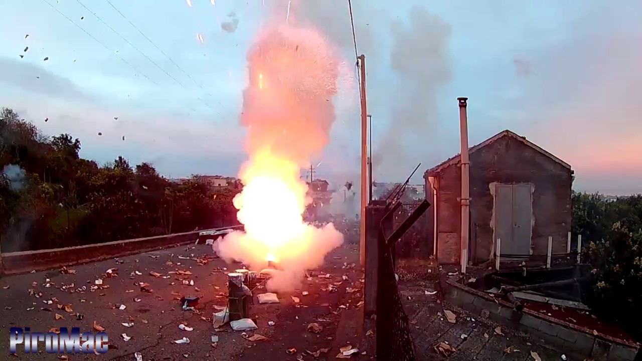 Danger Cam Fireworks Aci Catena - Santa Lucia 2017 - Bruscella I. F. G. - © PiroMac videos