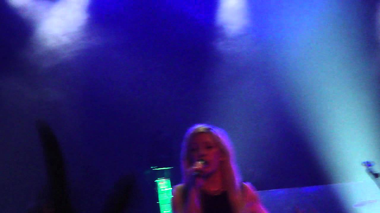 Ellie Goulding : I Need Your Love - Live @ Milan ( Magazzini Generali )