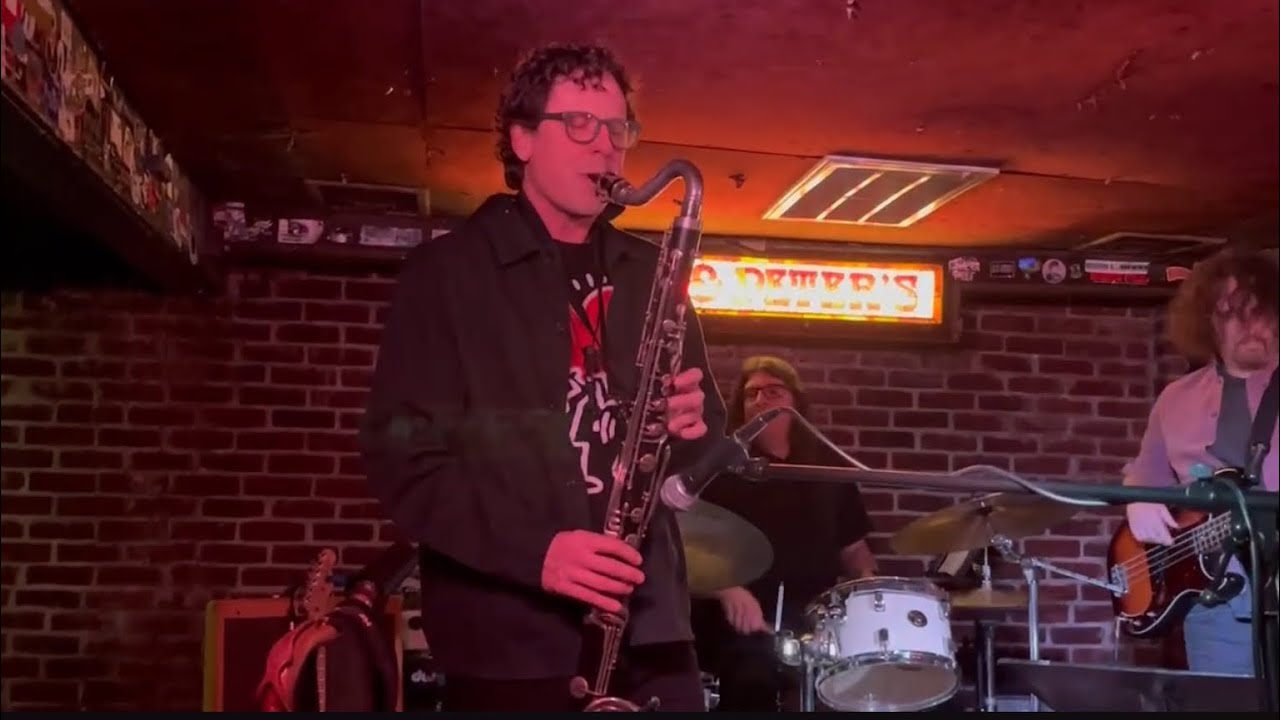 “Gallopers” Live Dub with Bass Clarinet #dubvibes #bassclarinet 