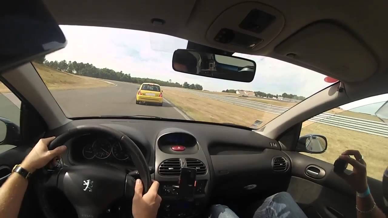 206 RC vs Clio RS1