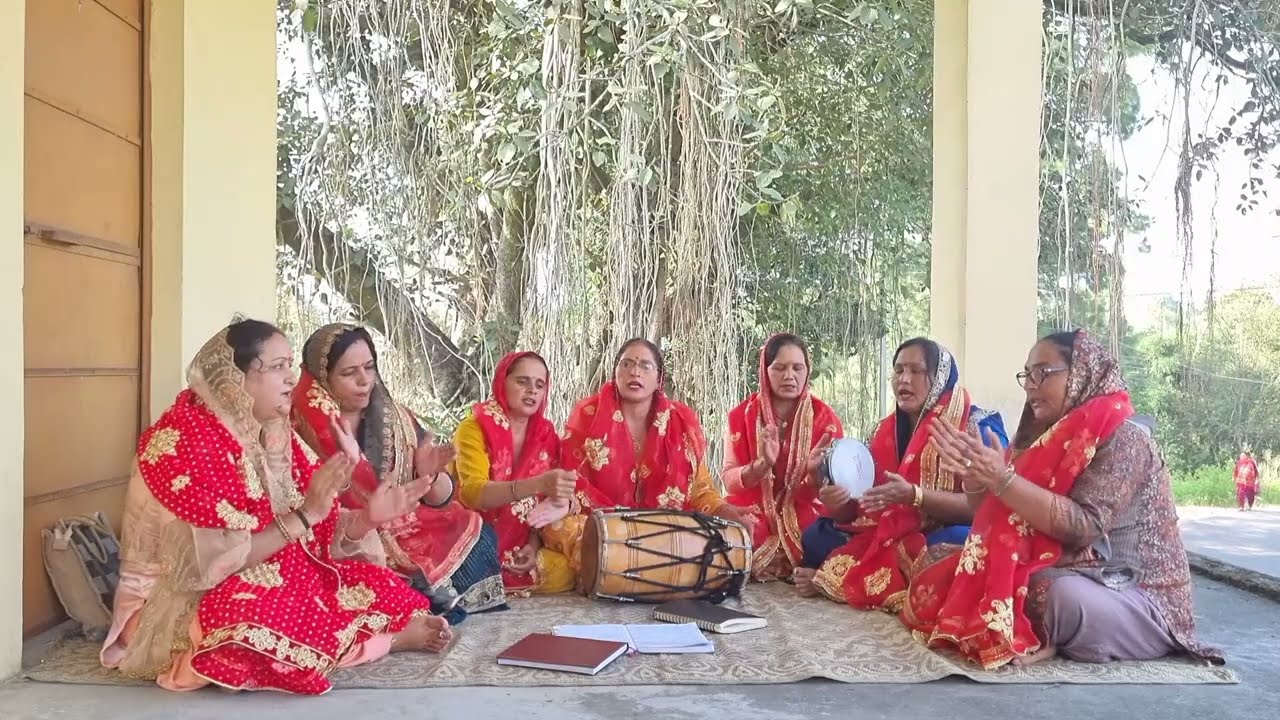🚩Navraatri Speacial Bhajan🌹आज मैया जी ने घर मेरे औणा की चानण होया दूरों दूरों #Bhajan #Kirtan 🙏🏻