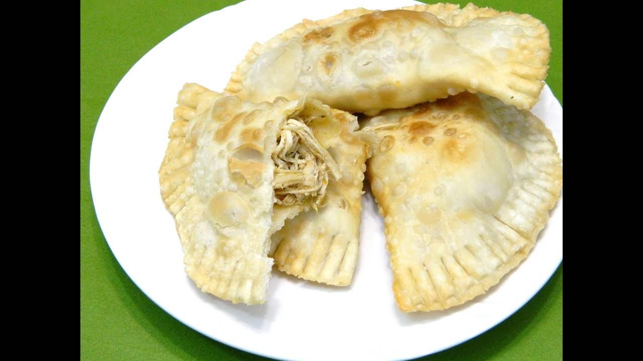 Empanadillas de Pollo Boricuas ( Empanadas, pastelillos)