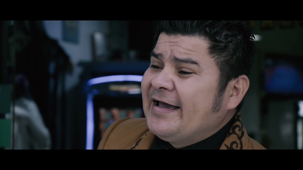 Antibióticos Crew (Chusta x Raulitro)Yo crecí junto a la barra con el Charro PuroCorazón y J.Aguirre