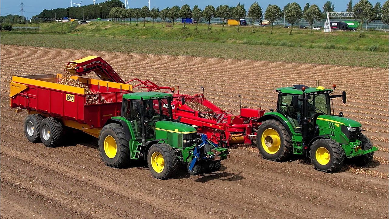 Uien laden | Loading onions | John Deere | Grimme DL 1500 | Zwiebeln laden | Uienoogst 2024