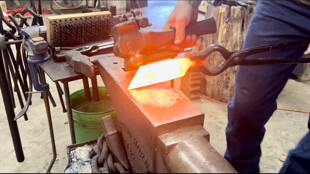 Highly Detailed How to Forge a Knife step by step, hammer and anvil only no power tool