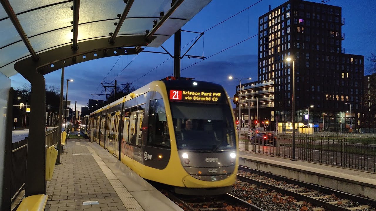 Ochtendtram in Utrecht | Early Morning Tram | Blue Hour in 4K