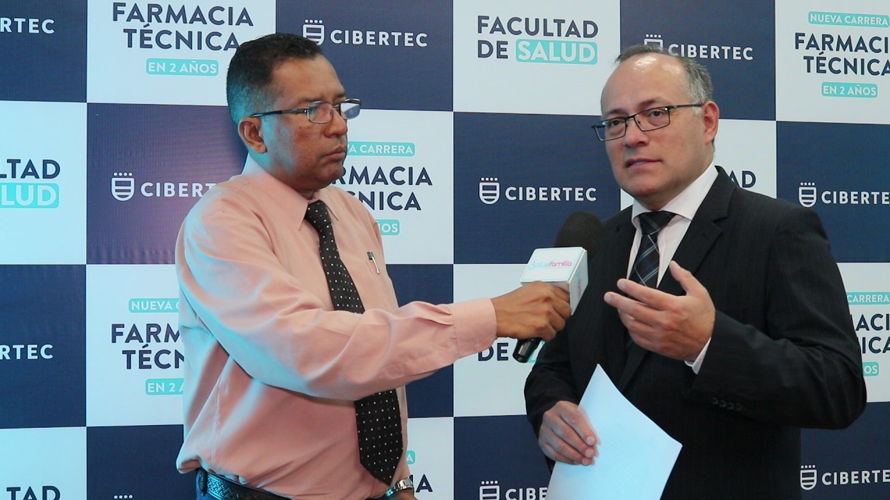 ¿Estudiar Farmacia Técnica en 2026? Nueva carrera en Cibertec y alerta por automedicación en Perú